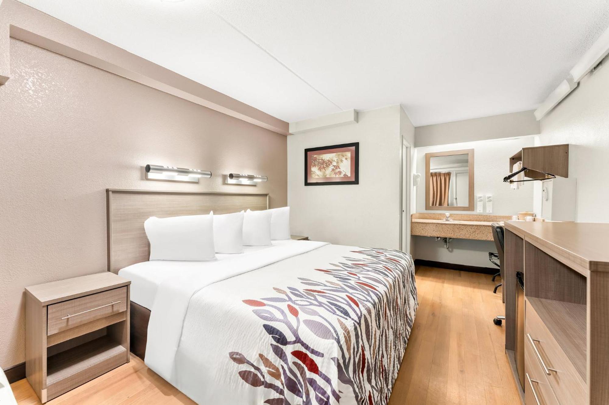 Red Roof Inn Allentown Airport Екстер'єр фото