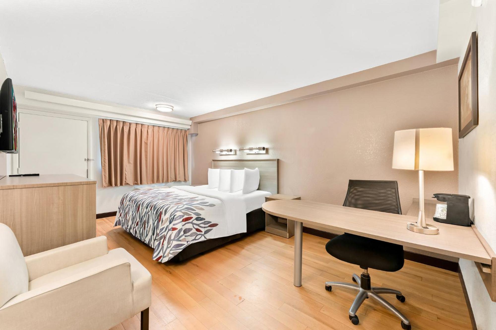 Red Roof Inn Allentown Airport Екстер'єр фото